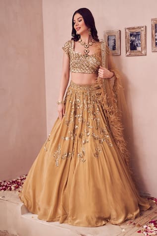 Swish By Dolcy And Simran Bloomy Ambrosia Embroidered Bridal Lehenga Set 