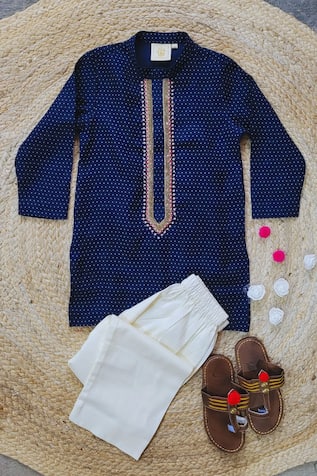 Zardosi Embroidered Straight Kurta With Pyjama 