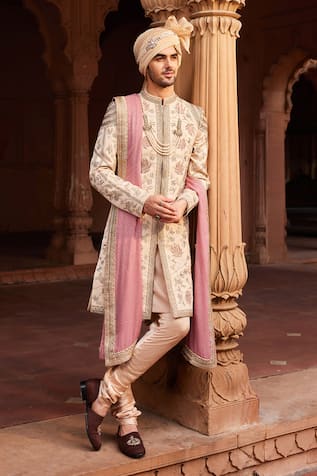 Contrast By Parth Gulzaar Embellished Sherwani Set 