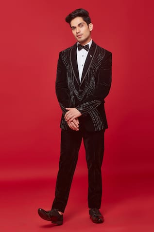 Sven suits Velvet Wave Embellished Tuxedo Set 