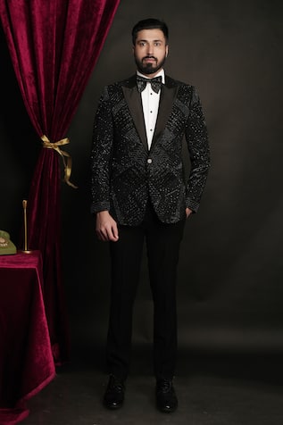 Sven suits Sequin Embroidered Tuxedo Set 