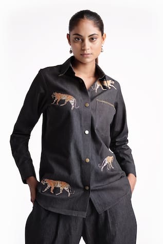 Elarra By Pratyancha Tiger Embroidered Shirt With Pant 