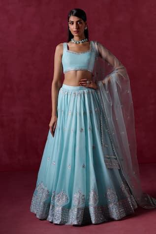 LASHKARAA Zari Embroidered Lehenga Blouse Set 