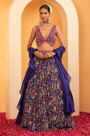 SWATI WADHWANI COUTURE Riwaaz Floral Embellished Blouse Lehenga Set 