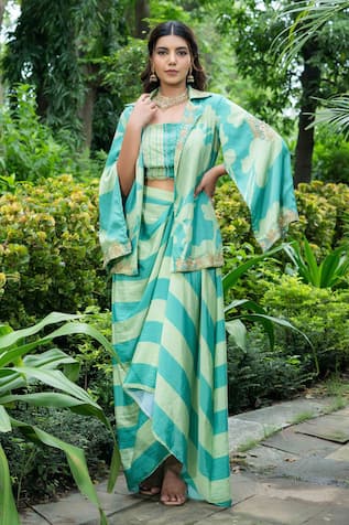 Saangi Stripe Print Cape With Draped Skirt Set 