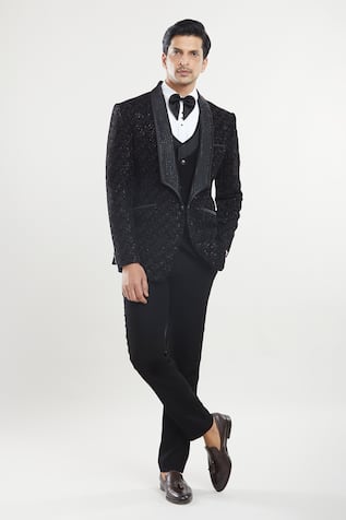 Aryavir Malhotra Thread Detailed Tuxedo Set With Waistcoat 