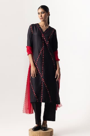 Naina Jain Web Bandhani Pattern Kurta Pant Set 