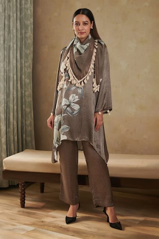 Rainas Flower Pattern Kurta Pant Set 