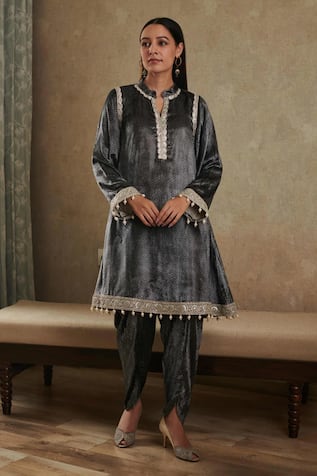 Rainas Chevron Pattern A-Line Kurta With Dhoti Pant 