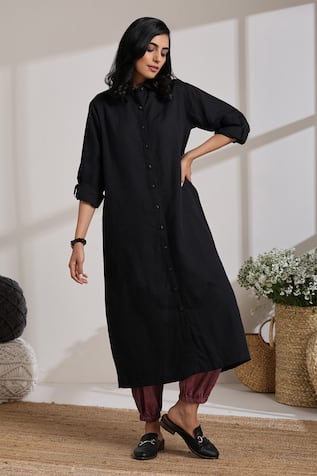 Vasstram Solid Kurta With Joggers 