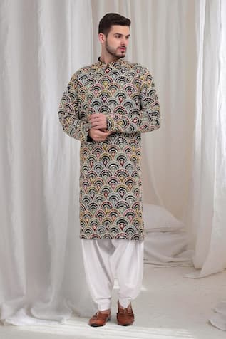 Aham-Vayam Chandravali Embroidered Kurta With Patiala 