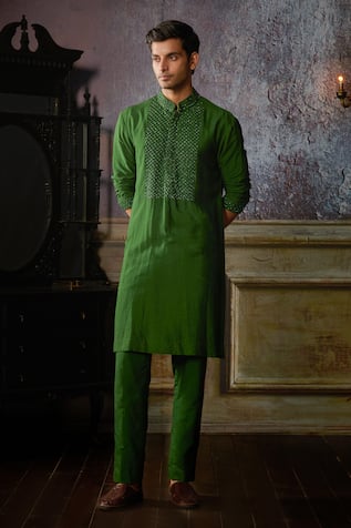 DiyaRajvvir Cutdana Embroidered Yoke Kurta & Pant Set 