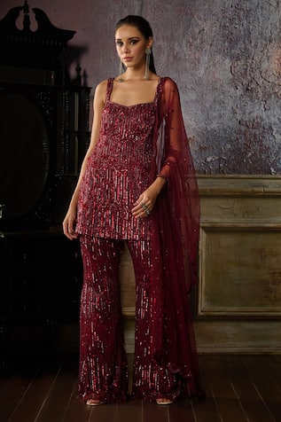 Diyarajvvir Linear Pattern Embroidered Kurta Sharara Set 
