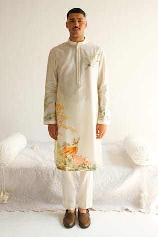 WABI SABI BY ANSHUM-RITESH Musk Deer Hand Painted Kurta With Pyjama 