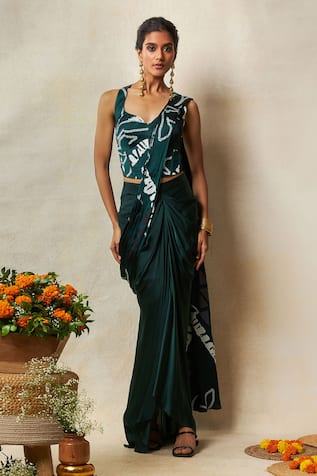 Vedika M Bandhani Print Pre-Draped Saree With Corset 