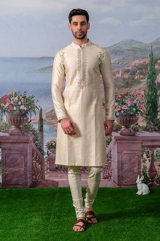 House of KOA Camven Placement Embroidered Kurta With Pant 