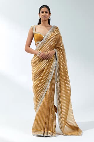 PRIYAL PRAKASH Stripe Woven Saree With Blouse 