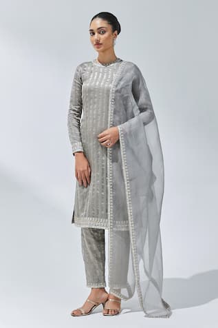 PRIYAL PRAKASH Zari Stripe Woven Kurta Set 