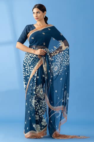 Thee Modern Roots Floral Print Saree 