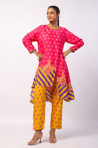 Swati Vijaivargie Nalini Asymmetric Kurta With Pant 