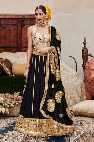 Itrh Sheesh Shyama Embroidered Bridal Lehenga Set 