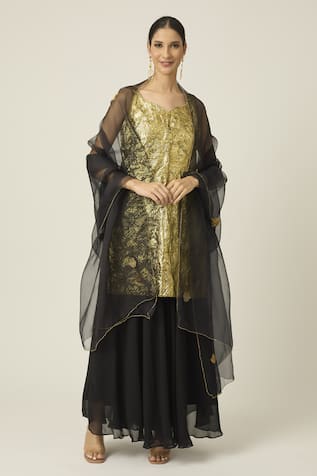 Peeli Dori Metallic Kurta Sharara Set 