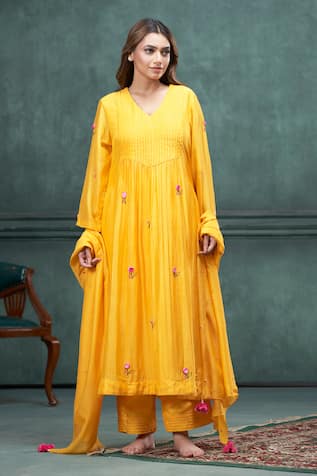 Hirika & Dhruti 3D Flower Hand Embroidered A-line Kurta Pant Set 