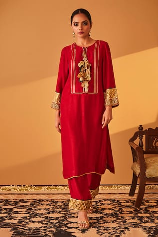 Bo tree Roohaniyat Sleeve Embroidered Kurta & Pant Set 