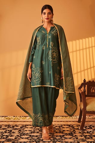 Bo tree Anzoo Zari Embroidered Kurta Set 