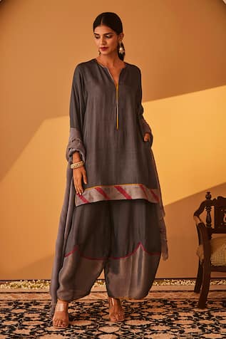 Bo tree Anjum Stripe Border Woven Kurta Set 