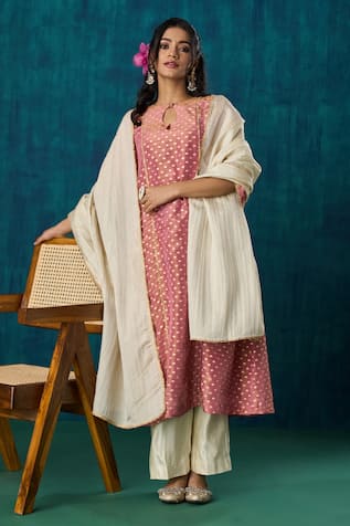 Mushio Amala Zari Embroidered Kurta & Pant Set 