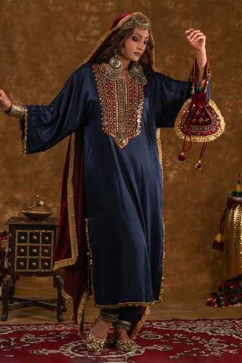 Ekavira Zahra Coin Embellished Phiran With Cigarette Pant 
