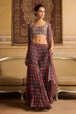 Diyarajvvir Butta Print Cape Gharara Set 