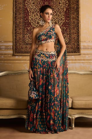 DiyaRajvvir Floral Printed Pleated Pant With Blouse 