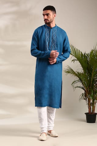 Mayank Modi - Men Thread Detailed Straight Kurta With Churidar 