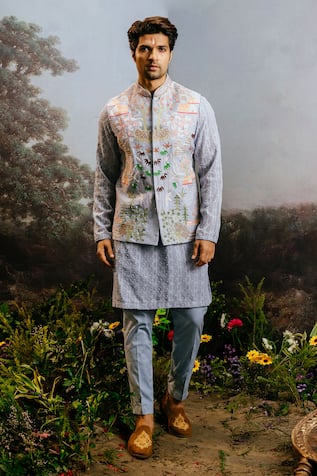 Yajy By Aditya Jain Embroidered Bundi Kurta Set 