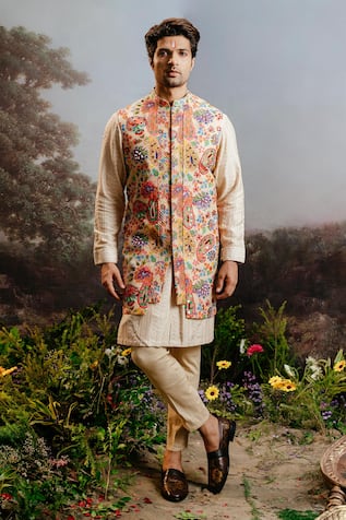 YAJY by Aditya Jain Danta Paisley Bloom Print Long Bundi & Kurta Set 