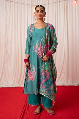 Chrkha Paisley Floral Print Kurta & Pant Set 