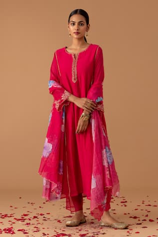 Juanita by Shubhda Zari Placket Embroidered Gathered Kurta Set 