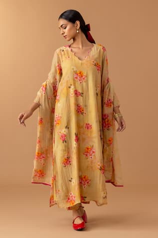 Juanita by Shubhda Bouquet Print Kurta Set 