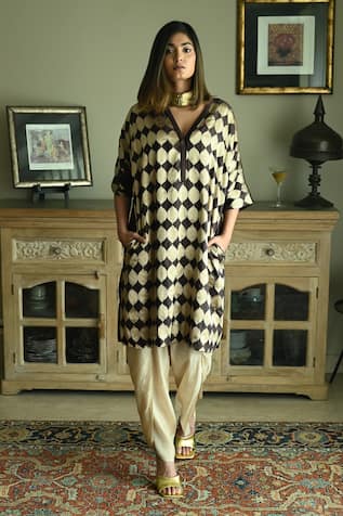 Shorshe Clothing Shahi Brocade Woven Kaftan & Nandini Dhoti Pant Set 