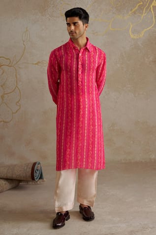 Chhavvi Aggarwal Geometric Floral Print Kurta & Pant Set 