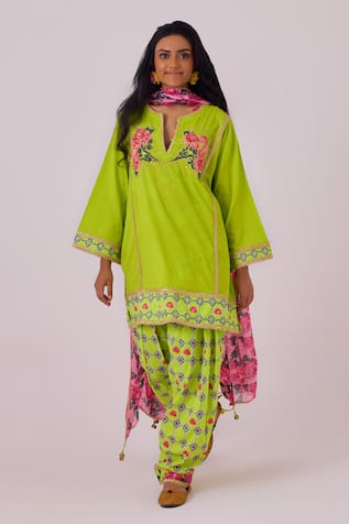 Nikasha Gul Applique Embroidered Kurta Set 