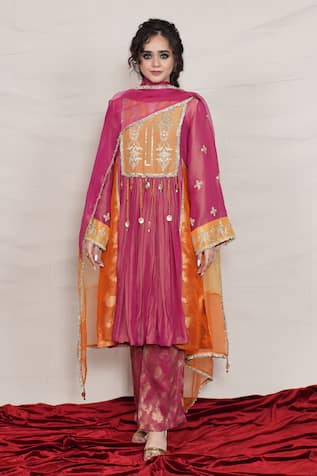 Jyoti Bansal Mirror Work Kurta Set 