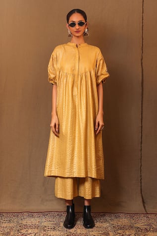 Mati Zardozi Sleeve Embroidered Kurta 