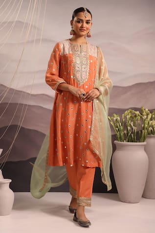 OMI Sana Embroidered Kurta Pant Set 