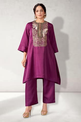 Aditi Somani Floral Embroidered Kurta With Pant 