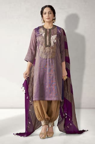 Aditi Somani Bird Embroidered Kurta Set 