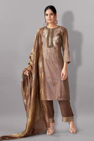 Aditi Somani Bird Embroidered Kurta Pant Set 