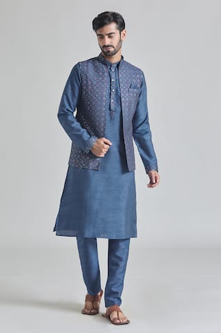 Arihant Rai Sinha Geometric Embroidered Bundi Kurta Set 